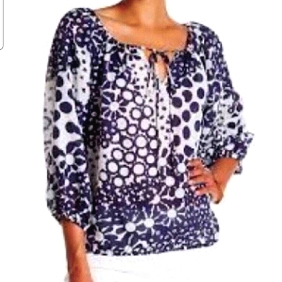 Trina Turk Floral Blouse Silk Blend Size L Navy Blue - Picture 2 of 7